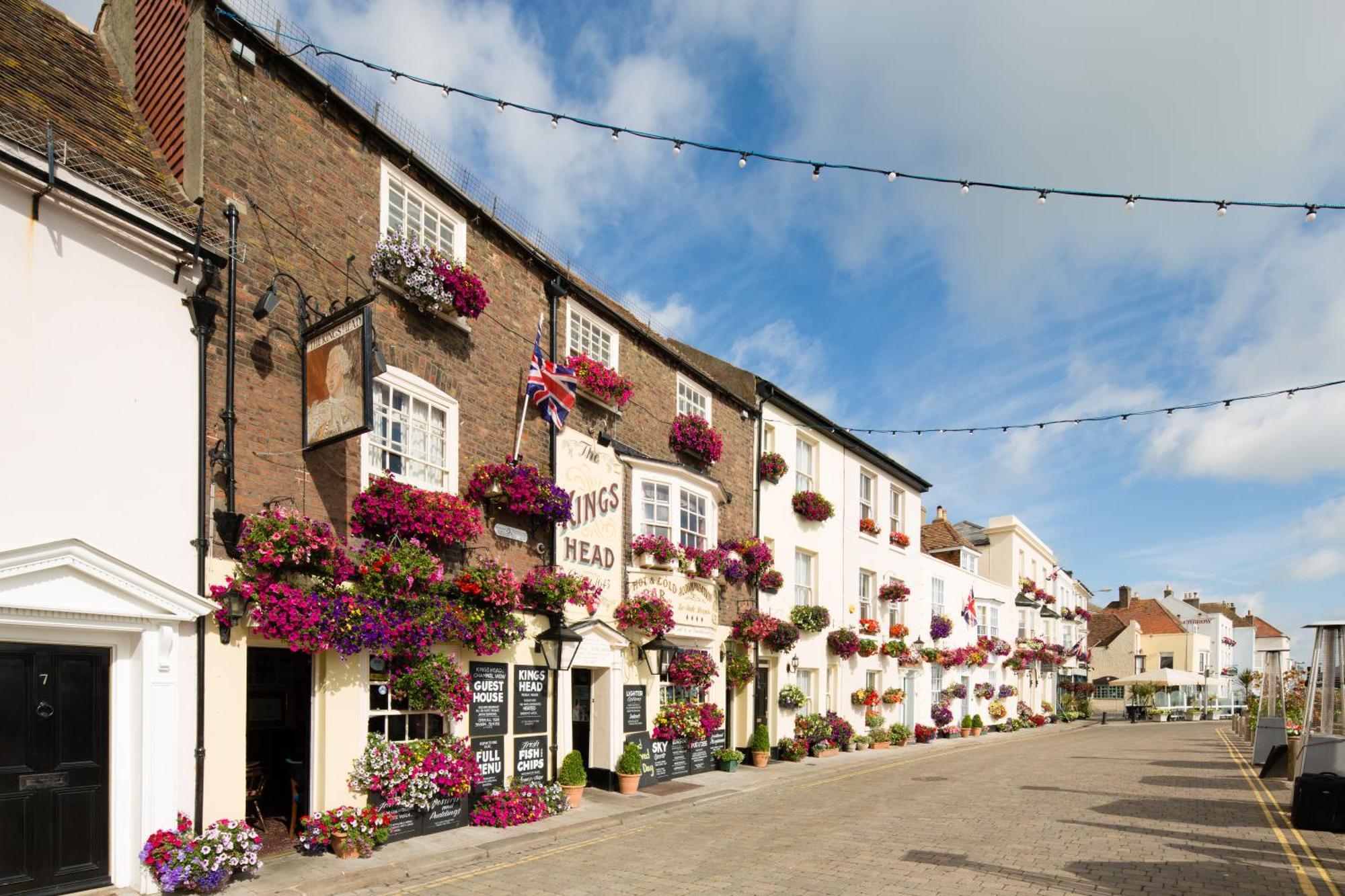 Bed and Breakfast The Kings Head Deal Esterno foto
