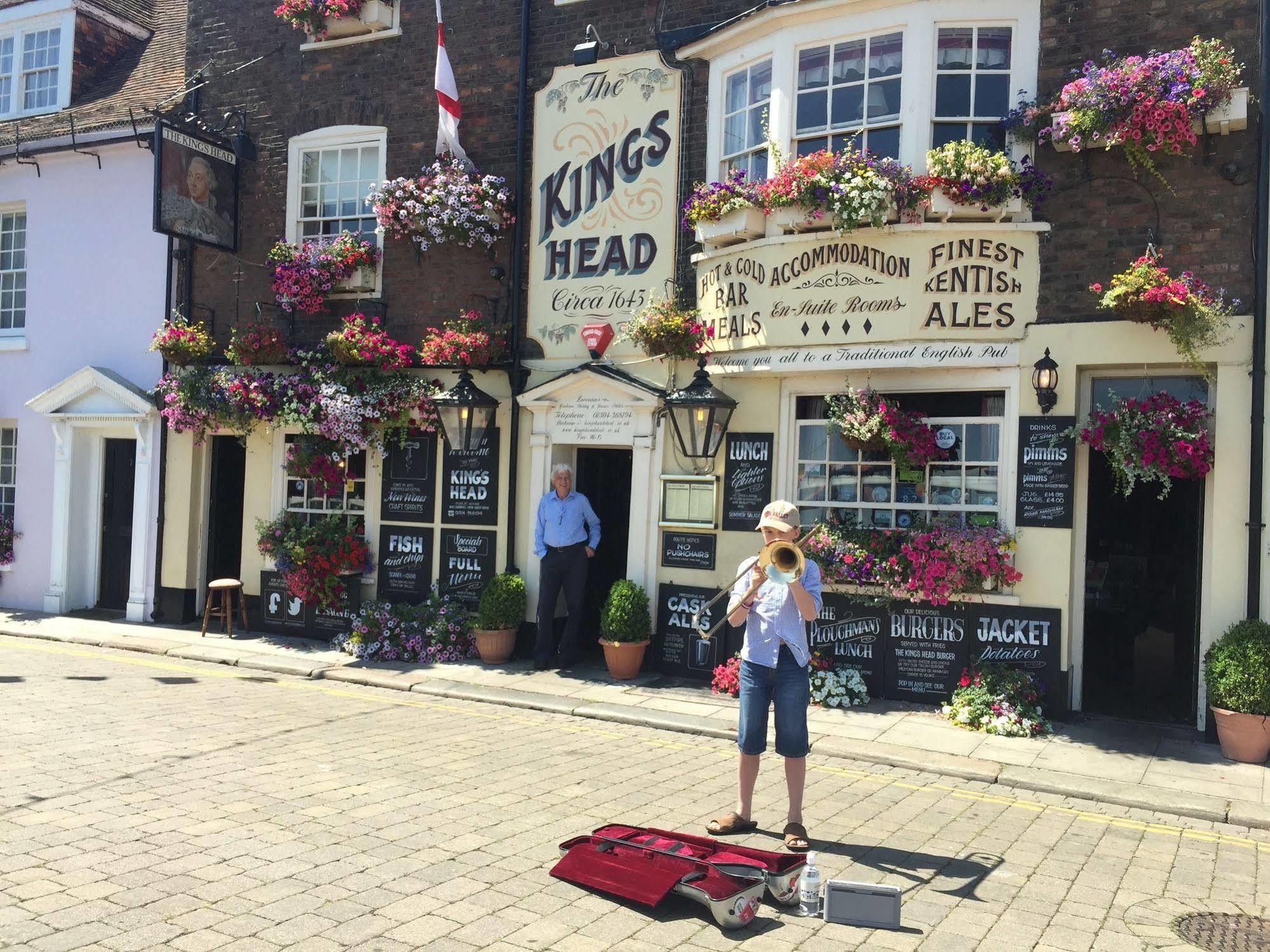 Bed and Breakfast The Kings Head Deal Esterno foto